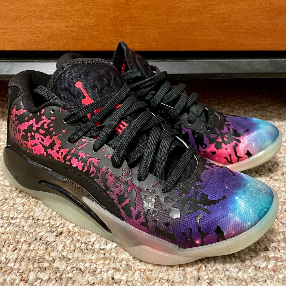 Nike Air Jordan Zion 3 galaxy print sz 7Y